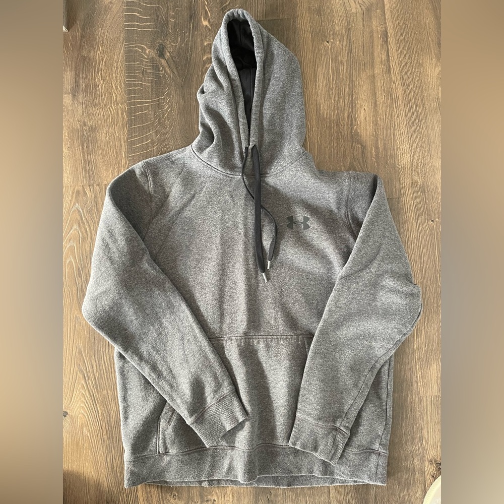 Under Armour Sweatshirt